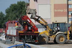Dostawa-kregow-studni-sieci-kanalizacyjnej-na-teren-budowy-03.08.2022-r.