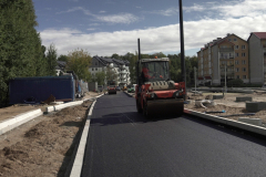 16-Ul.-Wilczynskiego-ukladanie-podbudowy-z-betonu-asfaltowego-15.09.2022