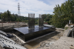 8-Ul.-Synow-Pulku-estakada-tramwajowa-fundament-podpory-nr-5-wykonana-warstwa-izolacji-08.09.2022