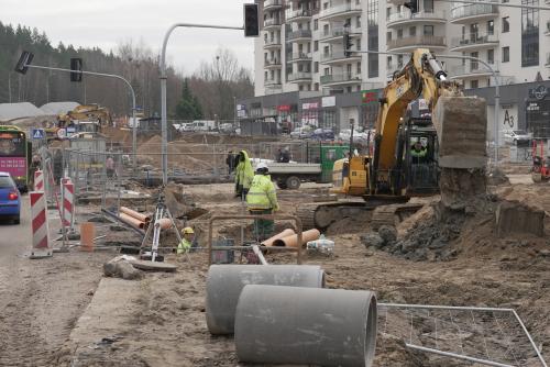 Zdjęcie nr 4 – ul. Krasickiego – montaż sieci kanalizacji deszczowej, 23.03.2023 r.